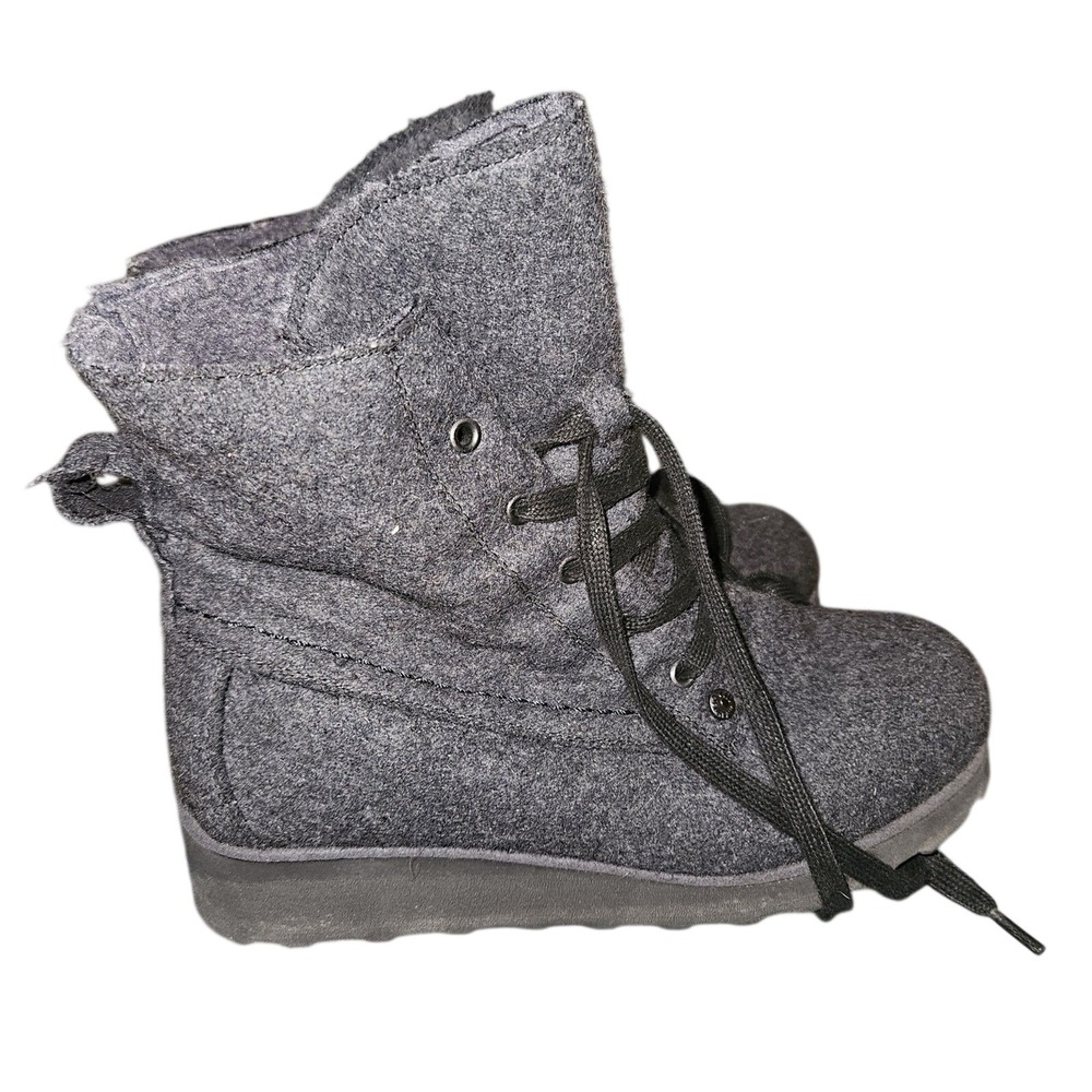 Bearpaw Krista Gray‎ Suede Boots Women's 8 Sheepskin Fur Lined Winter Wedge Warm